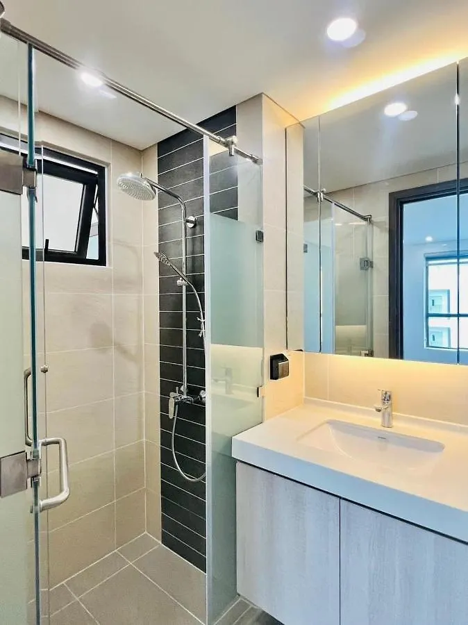 Luxury Home Apartment Ha Do Centrosa Ho Chi Minh City 0*,